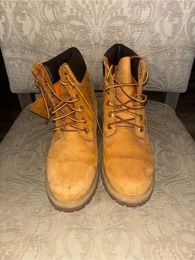 Women's Premium Timberland Boot 6” in Wheat Nubuck